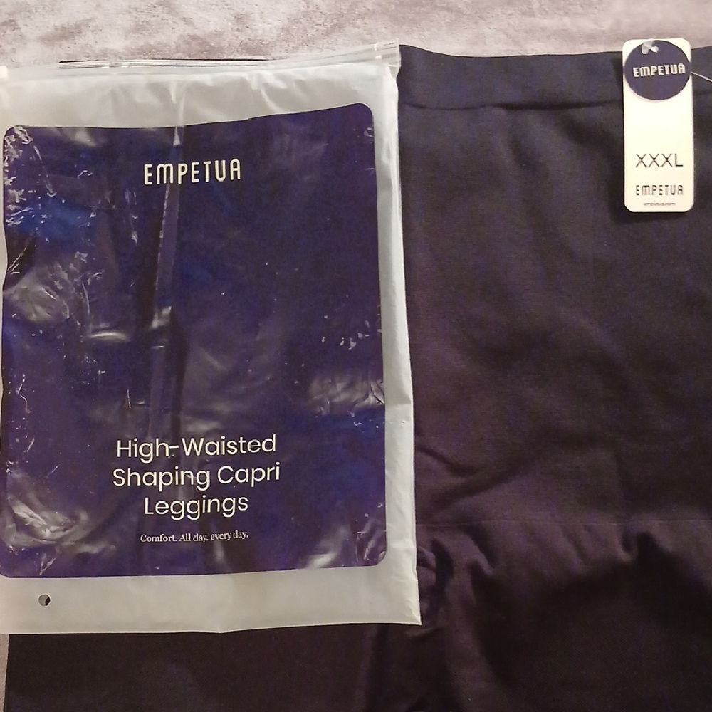 Empetua High-Waisted Shaping Capri Leggings Women's 3XL - Picture 3 of 3